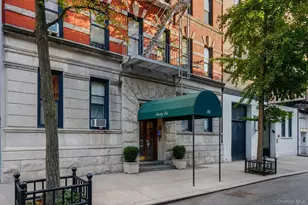 96 Perry St, New York, NY 10014 - Photo 1
