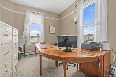 190 Beach 137th Street, Rockaway Park, NY 11694 - Photo 23