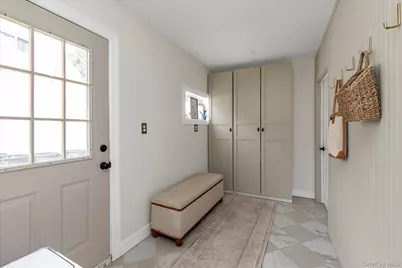 161 Friends Lane, Westbury, NY 11590 - Photo 7