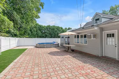 161 Friends Lane, Westbury, NY 11590 - Photo 25