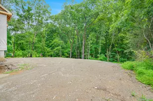 32 Vandewater Dr, Wappingers Falls, NY 12590 - Photo 17