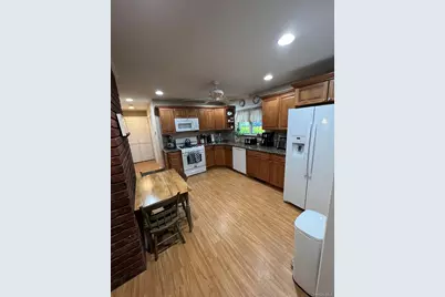 17 Giant Lane, Levittown, NY 11756 - Photo 11