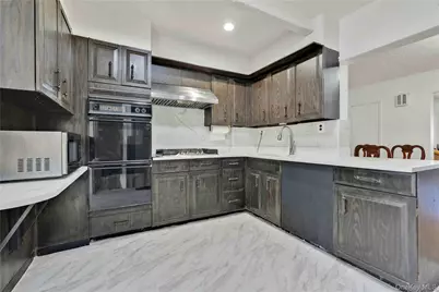 10762 106th Street, Ozone Park, NY 11417 - Photo 7