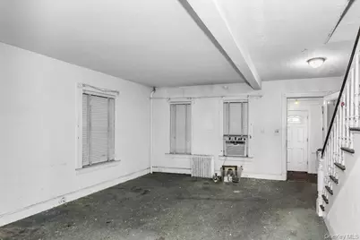 101 Emerson Avenue, Floral Park, NY 11001 - Photo 17