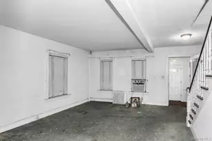 101 Emerson Ave, Floral Park, NY 11001 - Photo 17