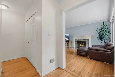 4 Broadview Road, Poughkeepsie, NY 12603 - Photo 9