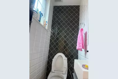 147-22 18th Avenue, Whitestone, NY 11357 - Photo 17