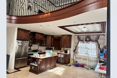 147-22 18th Avenue, Whitestone, NY 11357 - Photo 5