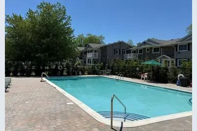 9 Williams Boulevard #6-1B, Lake Grove, NY 11755 - Photo 3