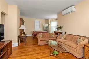 7 Brown St, Sea Cliff, NY 11579 - Photo 3