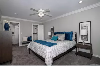 5000 Townhouse Drive #1308, Coram, NY 11727 - Photo 11