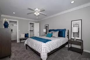 5000 Townhouse Dr, Coram, NY 11727 - Photo 11