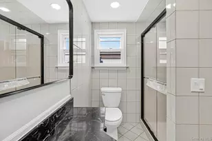 60 Lake Shore Dr, Patchogue, NY 11772 - Photo 15