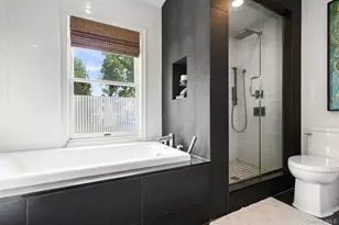 30-11 Murray St, Flushing, NY 11354 - Photo 17