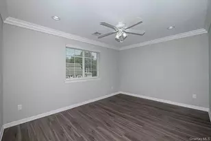 5000 Townhouse Dr, Coram, NY 11727 - Photo 13