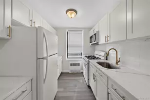 175-45 88th Ave, Jamaica, NY 11432 - Photo 29
