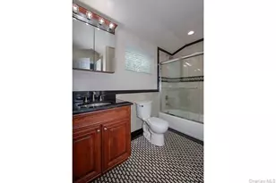 5000 Townhouse Dr, Coram, NY 11727 - Photo 11