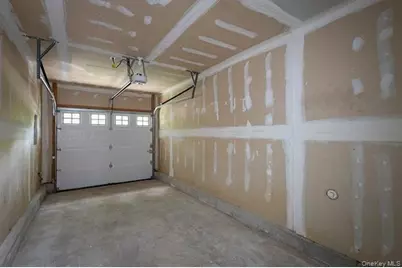 5000 Townhouse Drive #4303, Coram, NY 11727 - Photo 15