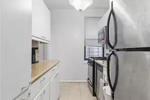 123-35 82nd Rd, Kew Gardens, NY 11415 - Photo 5