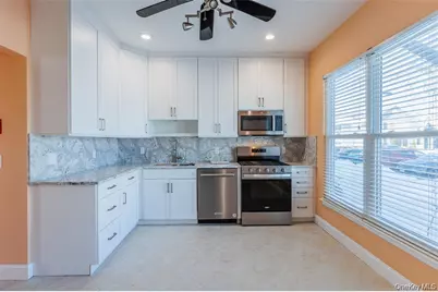 728 Birchwood Park Drive, Middle Island, NY 11953 - Photo 5