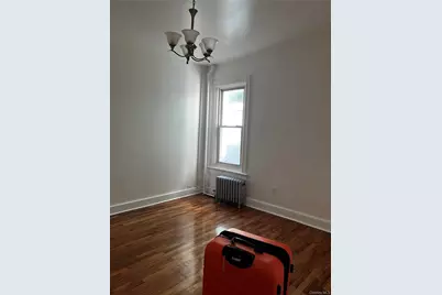 847 E 220th Street, Bronx, NY 10467 - Photo 5
