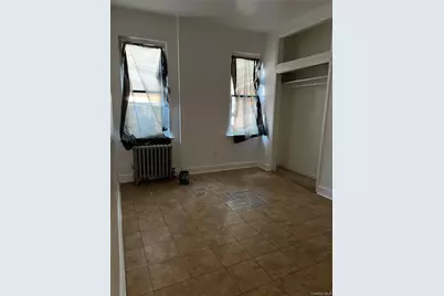 847 E 220th Street, Bronx, NY 10467 - Photo 3