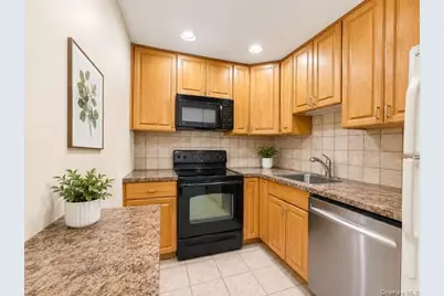 141 E Lake Boulevard #H2, Mahopac, NY 10541 - Photo 7