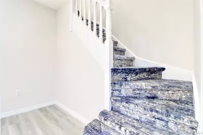 6110 84th Street, Middle Village, NY 11379 - Photo 15