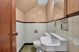 14-30 141st St, Whitestone, NY 11357 - Photo 13
