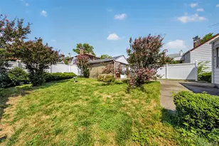 14-30 141st St, Whitestone, NY 11357 - Photo 21