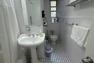 67-38 108th St, Forest Hills, NY 11375 - Photo 7