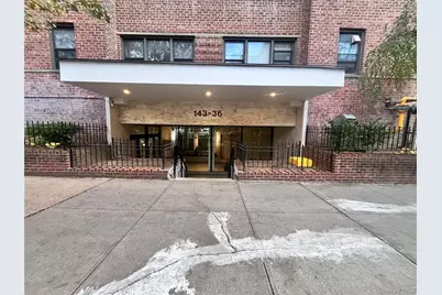 143-36 Barclay Ave #6C, Flushing, NY 11355 - Photo 3