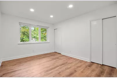1341 Pelhamdale Avenue, Pelham, NY 10803 - Photo 19