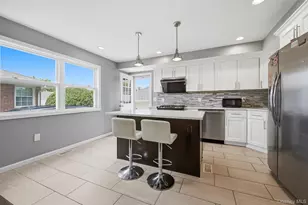 105 Wadsworth Ave, Levittown, NY 11756 - Photo 3