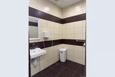 7305 Metropolitan  Avenue Metropolitan, Middle Village, NY 11379 - Photo 17