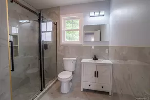 139 Maple Ave, Bethpage, NY 11714 - Photo 13