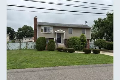89 Lincoln Avenue, Deer Park, NY 11729 - Photo 9