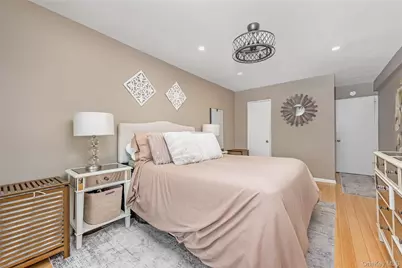 1 E Broadway #5G, Long Beach, NY 11561 - Photo 19
