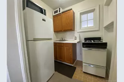 94 Sanfordville Road #4, Warwick, NY 10990 - Photo 5