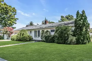 2 Arbor Rd, Syosset, NY 11791 - Photo 3