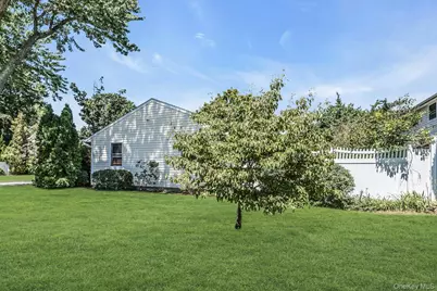 2 Arbor Road, Syosset, NY 11791 - Photo 27