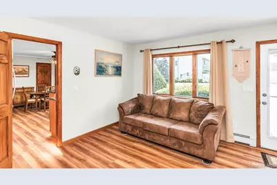 2 Arbor Road, Syosset, NY 11791 - Photo 17