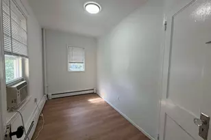 37 Riverside Dr, Suffern, NY 10901 - Photo 13