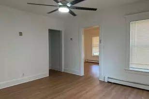 37 Riverside Dr, Suffern, NY 10901 - Photo 3