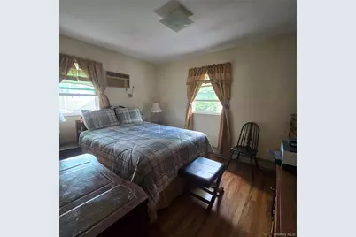 148 Cedar Street, Valley Stream, NY 11580 - Photo 27
