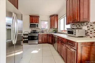 516 W Market St, Long Beach, NY 11561 - Photo 9