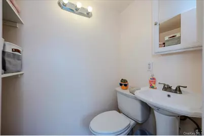 516 W Market Street, Long Beach, NY 11561 - Photo 19