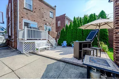 516 W Market Street, Long Beach, NY 11561 - Photo 23