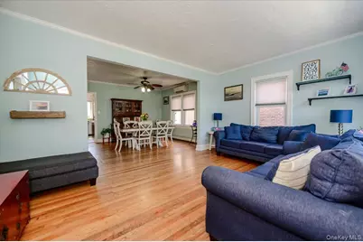 516 W Market Street, Long Beach, NY 11561 - Photo 5