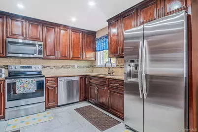 4 Morgan Avenue, Port Jefferson Station, NY 11776 - Photo 7